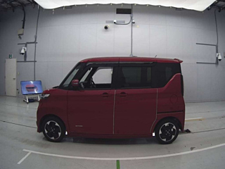 NISSAN ROOX 2020