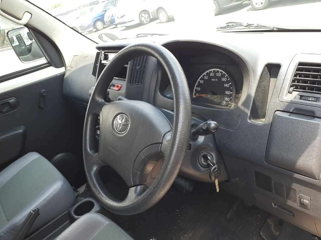 TOYOTA TOWN ACE VAN 2020