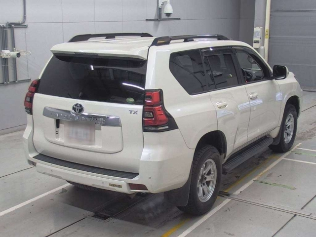 TOYOTA LAND CRUISER PRADO 2018