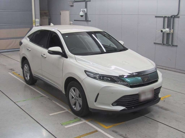 TOYOTA HARRIER 2019