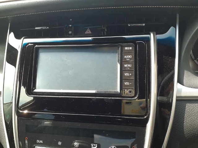 TOYOTA HARRIER 2019