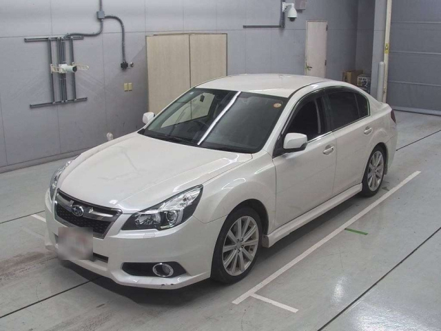 SUBARU LEGACY B4 2013