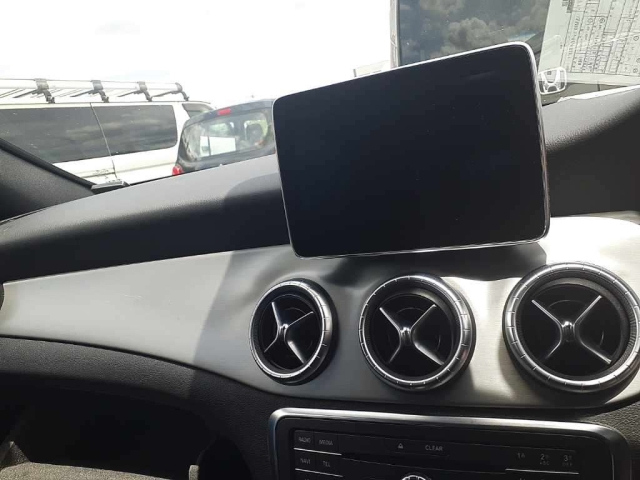 MERCEDES BENZ CLA CLASS 2016