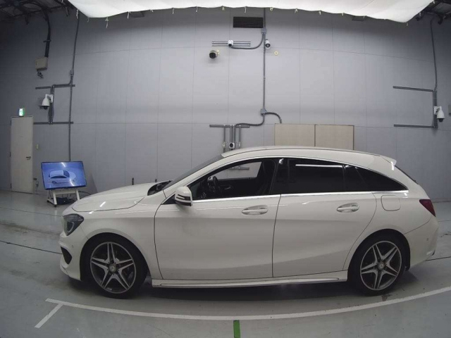 MERCEDES BENZ CLA CLASS 2016