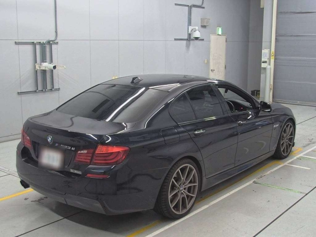 BMW 5 SERIES 2012