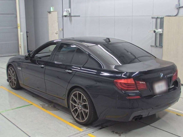 BMW 5 SERIES 2012
