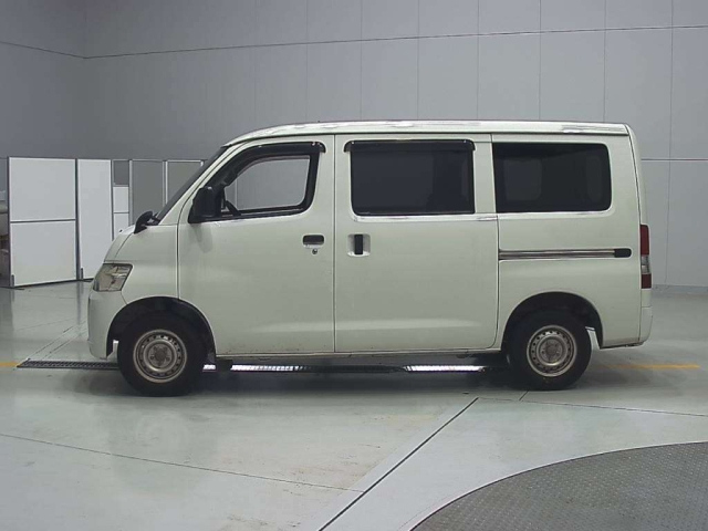 TOYOTA TOWN ACE VAN 2020