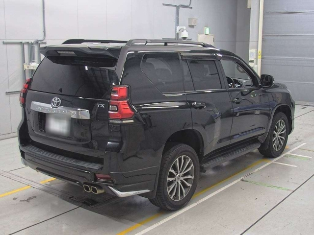 TOYOTA LAND CRUISER PRADO 2018