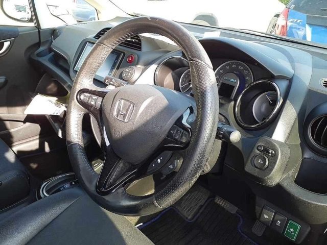 HONDA FIT SHUTTLE 2014