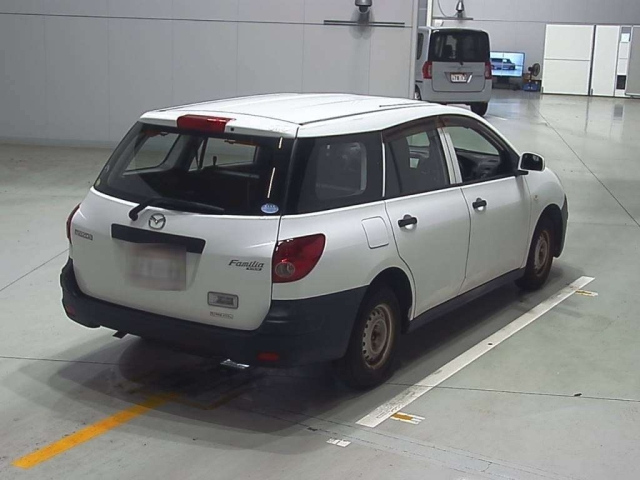 MAZDA FAMILIA VAN 2016