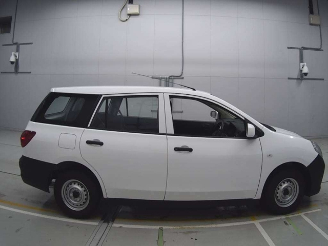 NISSAN AD 2023