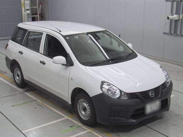 NISSAN AD 2023