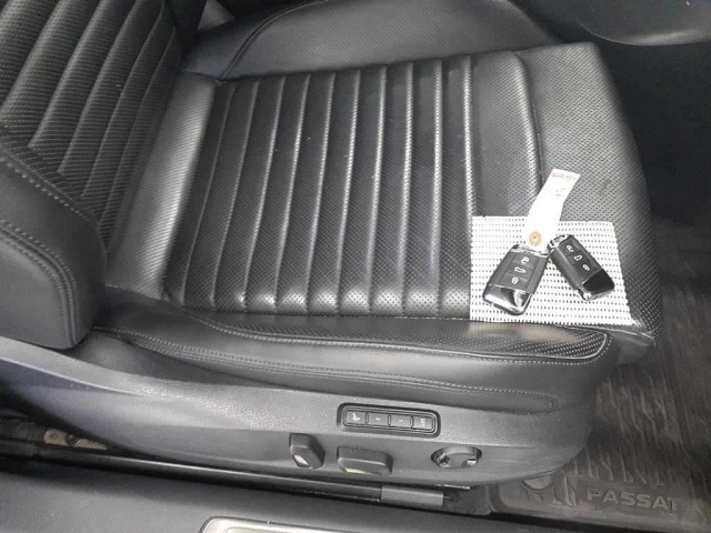 VOLKSWAGEN PASSAT VARIANT 2019
