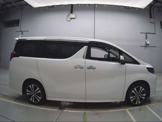 TOYOTA ALPHARD 2021