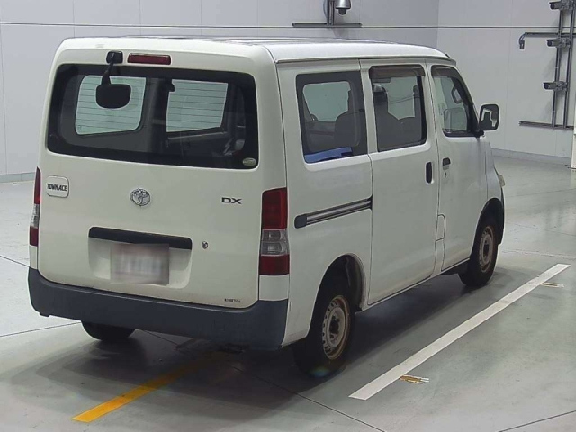 TOYOTA TOWN ACE VAN 2011