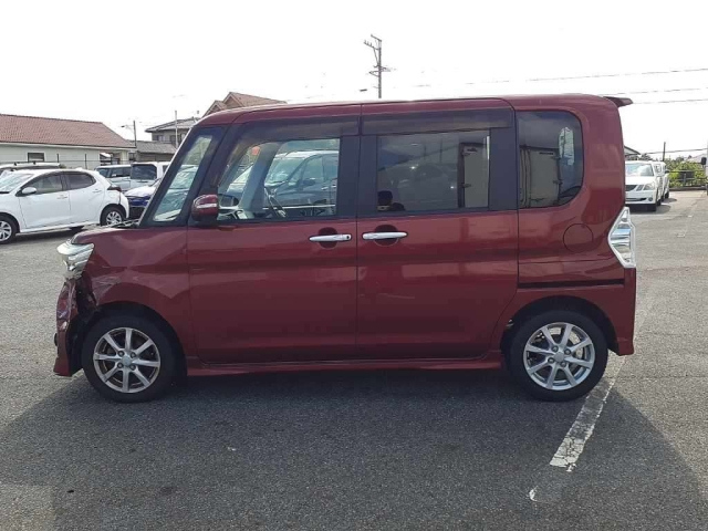 DAIHATSU TANTO 2013