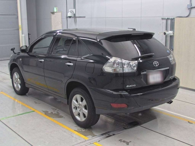 TOYOTA HARRIER 2011