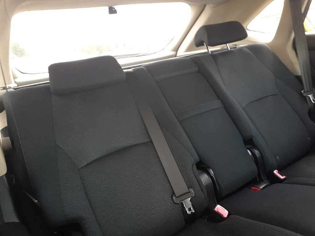 TOYOTA HARRIER 2011