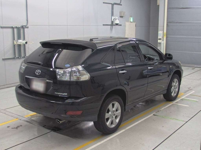 TOYOTA HARRIER 2011