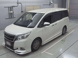 TOYOTA ESQUIRE 2014