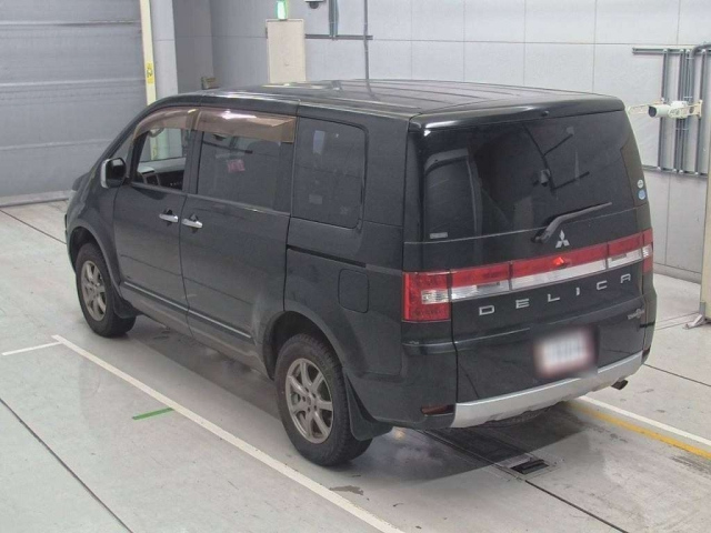 MITSUBISHI DELICA D5 2012