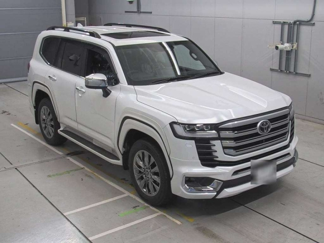 TOYOTA LAND CRUISER 2025