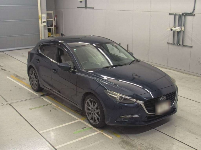MAZDA AXELA 2016