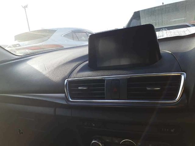MAZDA AXELA 2016