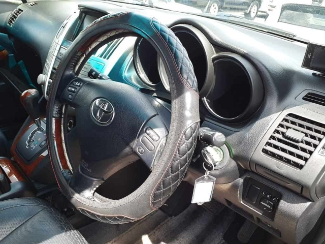 TOYOTA HARRIER 2008