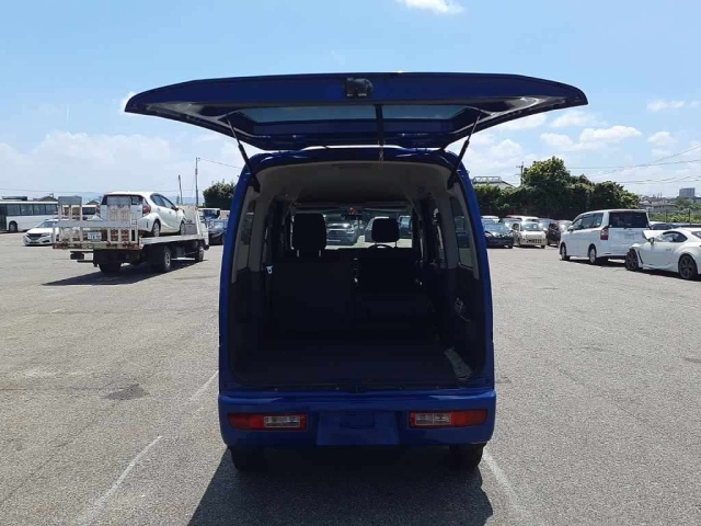 DAIHATSU HIJET VAN 2015