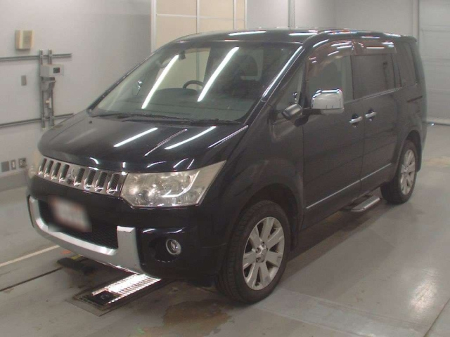MITSUBISHI DELICA D5 2008