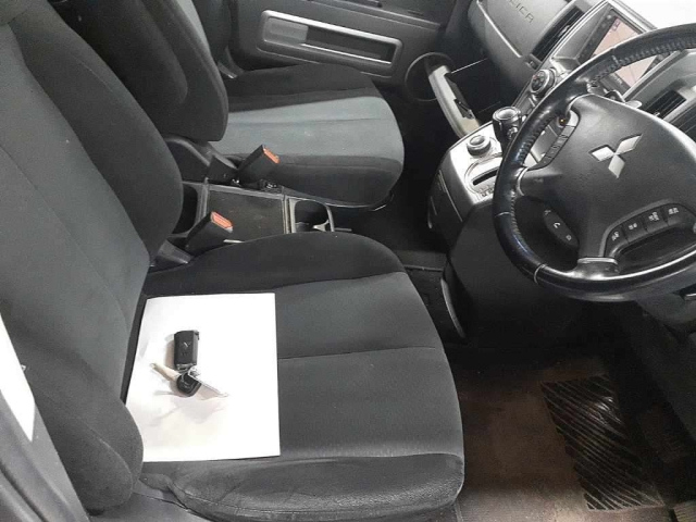 MITSUBISHI DELICA D5 2008