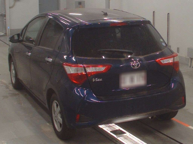 TOYOTA VITZ 2019