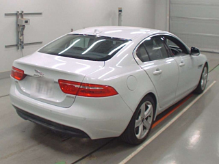 Заказать JAGUAR XE