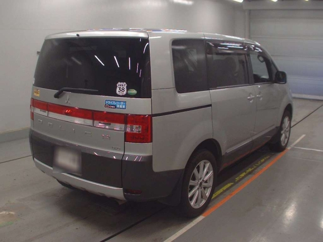 MITSUBISHI DELICA D5 2018