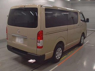 Заказать TOYOTA HIACE VAN