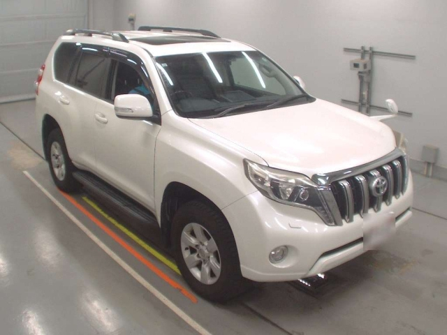 TOYOTA LAND CRUISER PRADO 2015