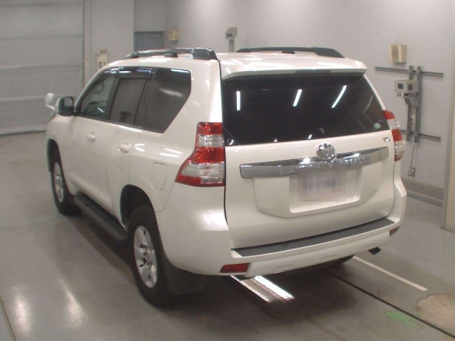 TOYOTA LAND CRUISER PRADO 2015