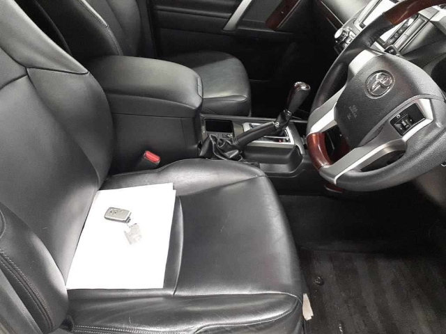 TOYOTA LAND CRUISER PRADO 2015