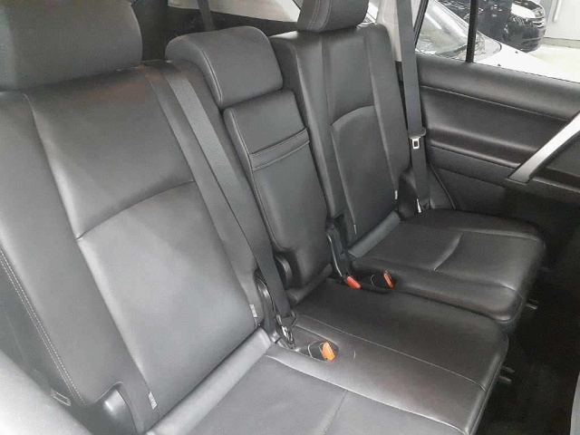 TOYOTA LAND CRUISER PRADO 2015