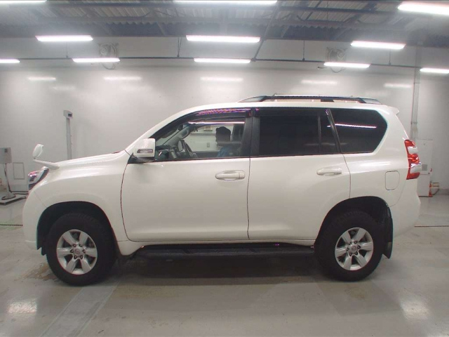 TOYOTA LAND CRUISER PRADO 2015