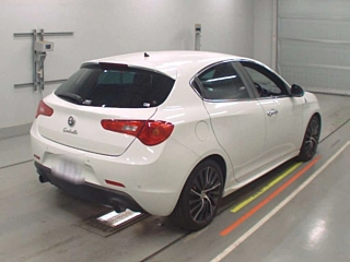 Заказать ALFAROMEO GIULIETTA