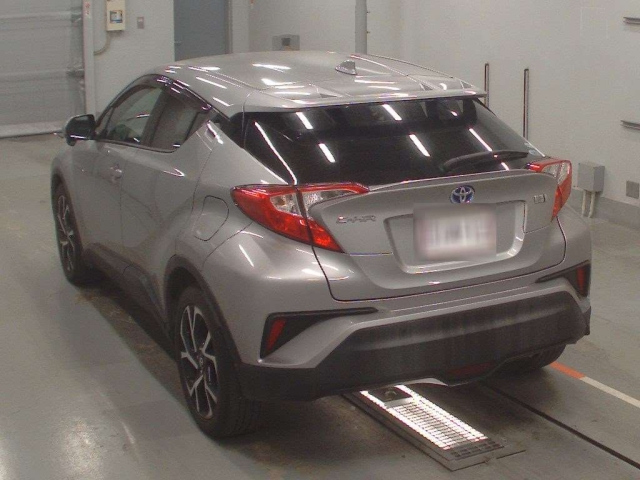TOYOTA C-HR 2017