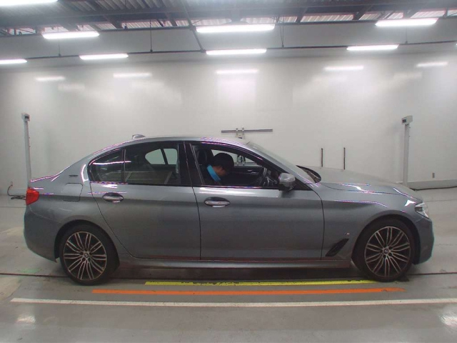 BMW 5 SERIES 2017