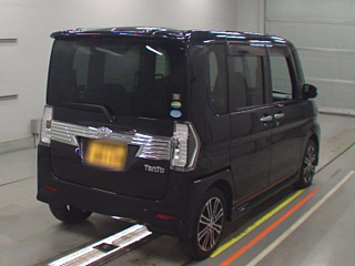 DAIHATSU TANTO 2017