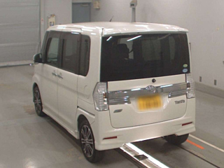 DAIHATSU TANTO 2014