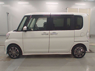 DAIHATSU TANTO 2014
