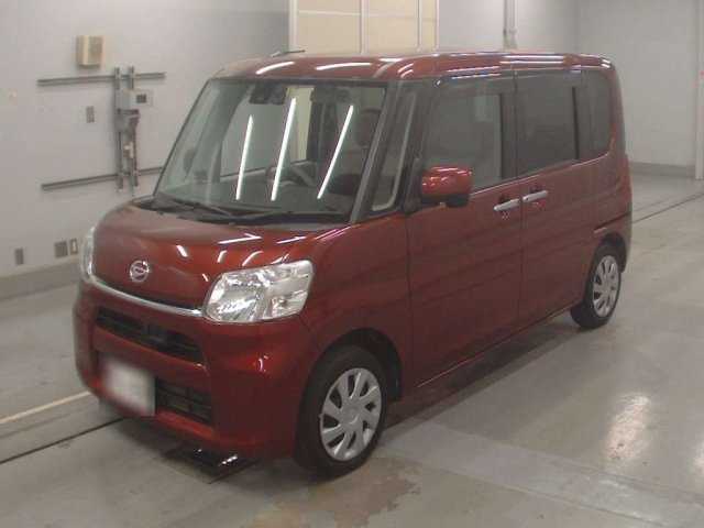 DAIHATSU TANTO 2015
