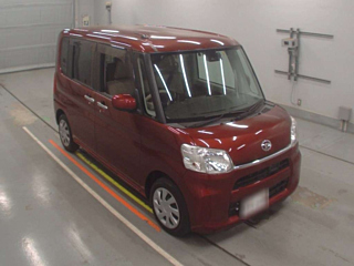 DAIHATSU TANTO 2015
