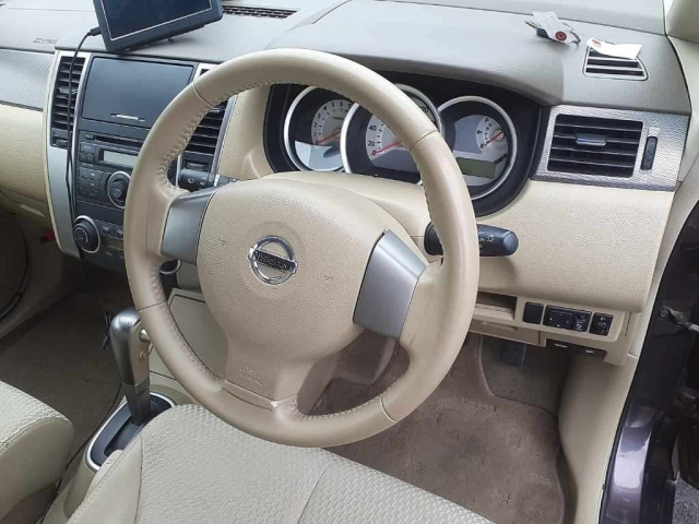 NISSAN TIIDA 2008